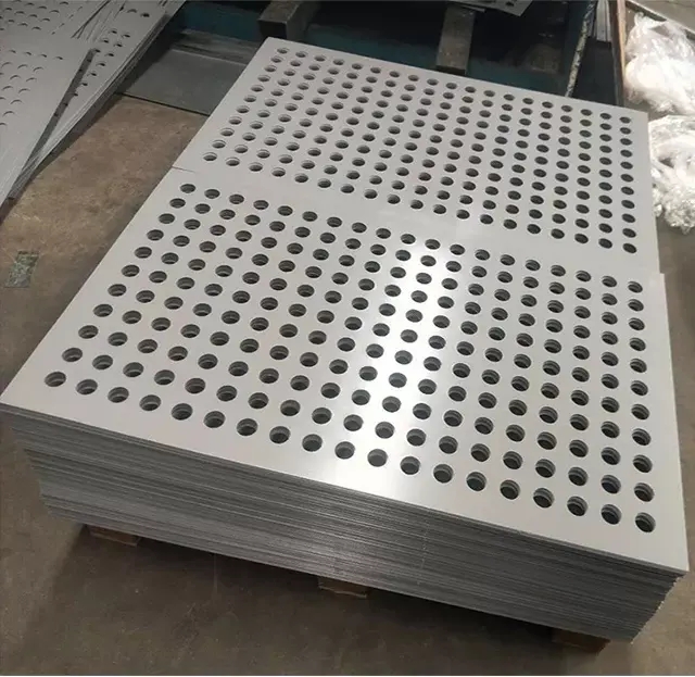 Marine Grade 6063 5083 5052 H32 Aluminium Coil Roll 1060 1050 6061 Plain Aluminum Alloy non slip Sheet checkered Plate