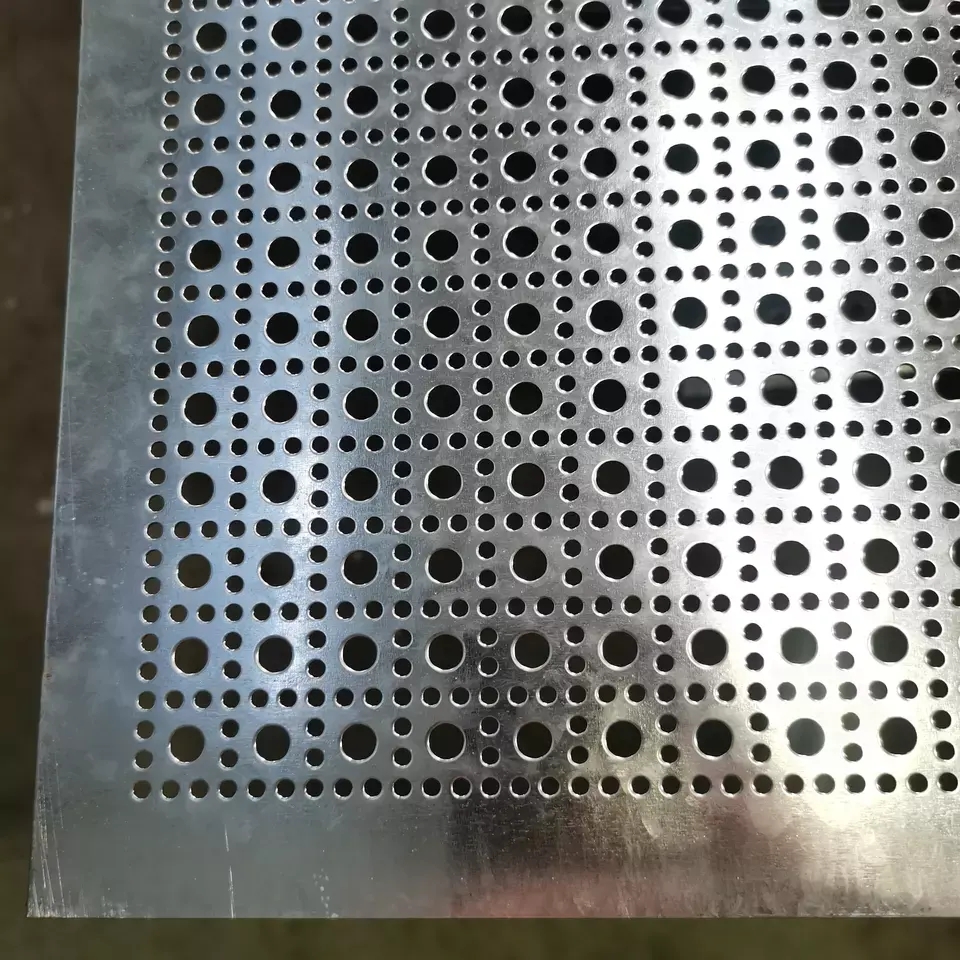 Marine Grade 6063 5083 5052 H32 Aluminium Coil Roll 1060 1050 6061 Plain Aluminum Alloy non slip Sheet checkered Plate